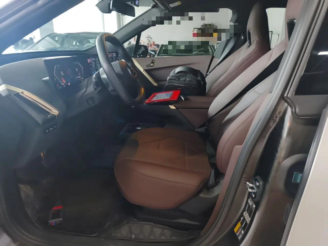 BMW iX 2022 xDrive40 — миниатюра 22