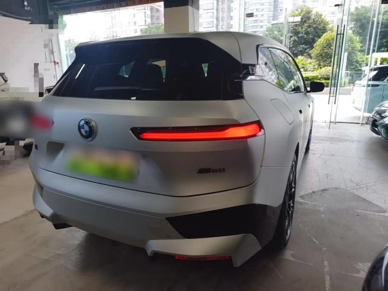 BMW iX 2022 xDrive40 — миниатюра 6