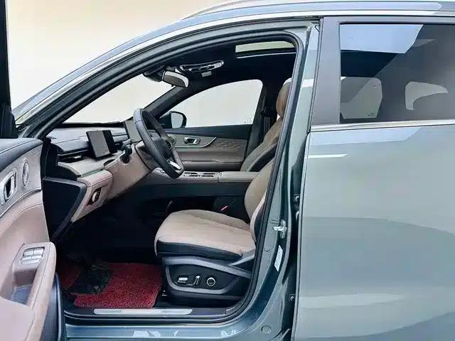 Chery Tiggo 8 PLUS 2025 290TGDI DCT Premium Edition — миниатюра 8