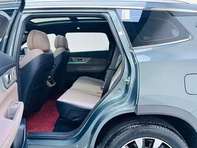 Chery Tiggo 8 PLUS 2025 290TGDI DCT Premium Edition — миниатюра 9