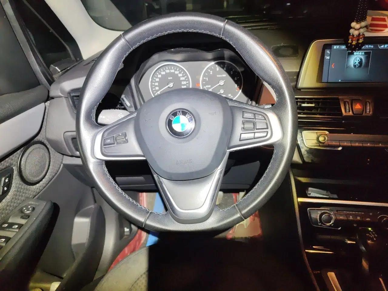 BMW 2 Series Active Tourer 2016 218i Fashion Model — миниатюра 10