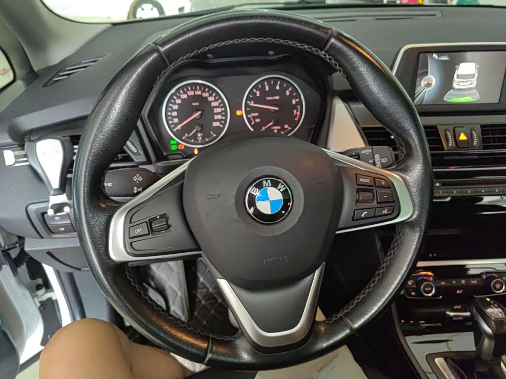 BMW 2 Series Active Tourer 2016 218i Leading Model — миниатюра 13