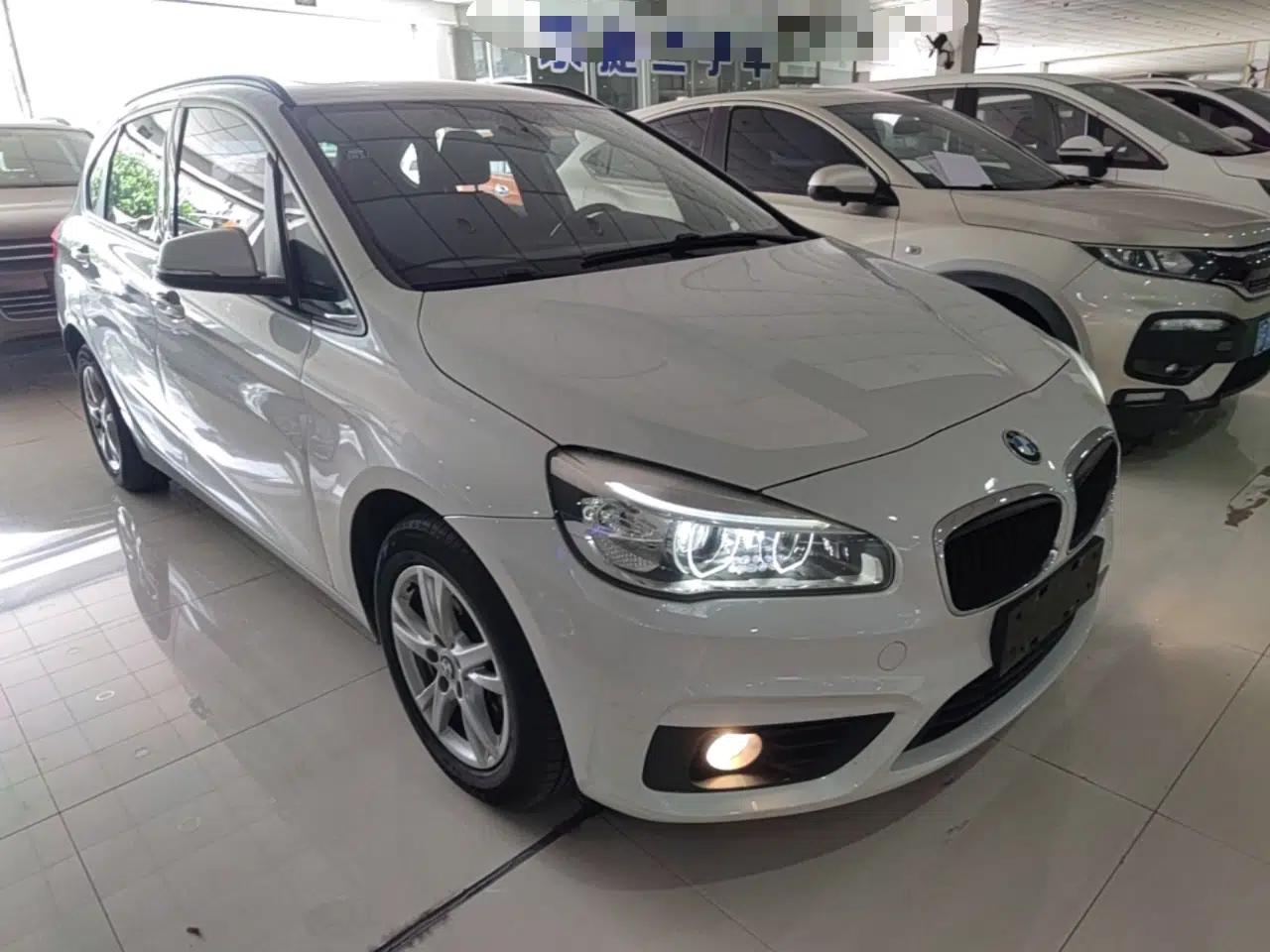 BMW 2 Series Active Tourer 2016 218i Leading Model — миниатюра 3