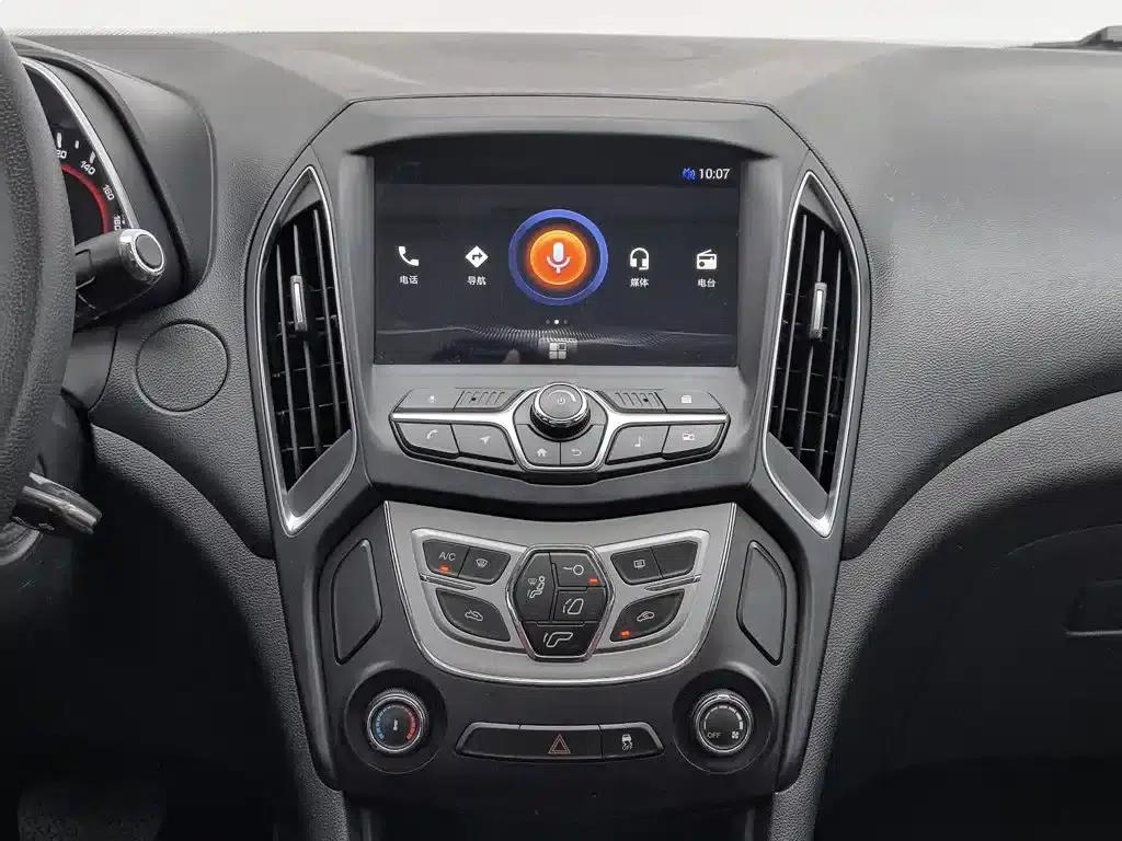 Chery Arrizo 5 2017 1.5L CVT Deluxe Edition — миниатюра 12