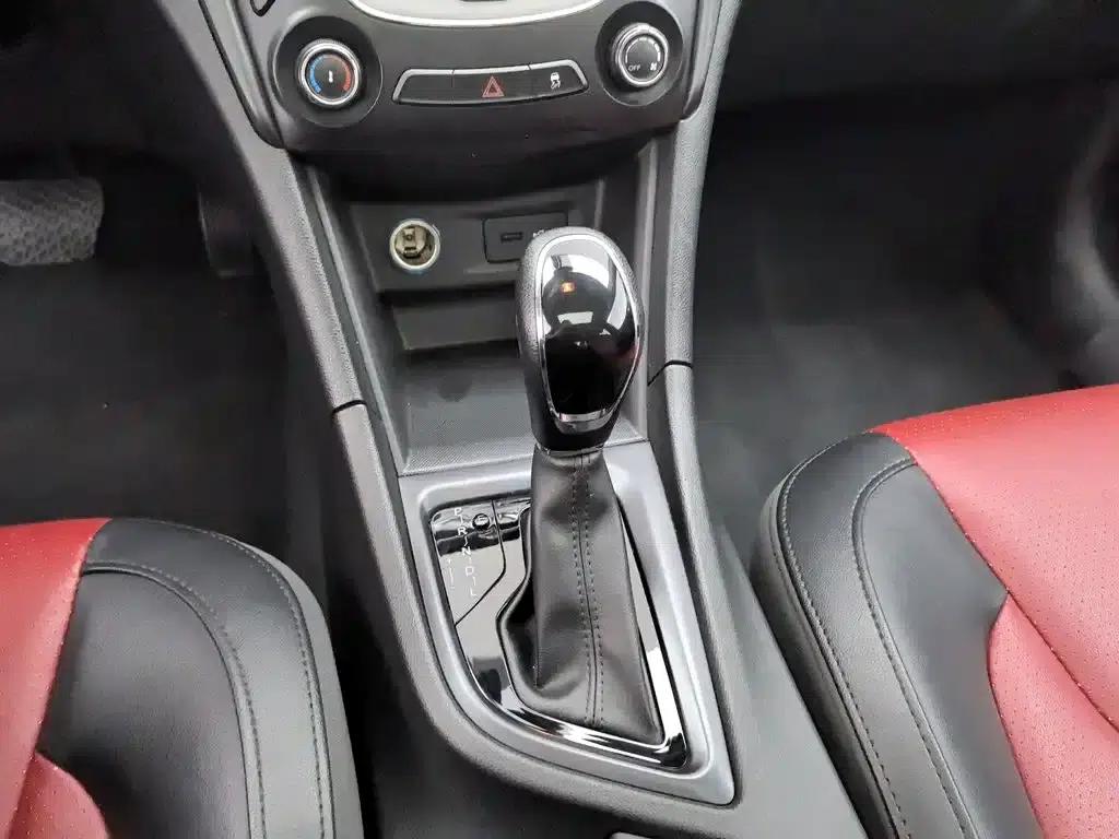 Chery Arrizo 5 2017 1.5L CVT Deluxe Edition — миниатюра 13
