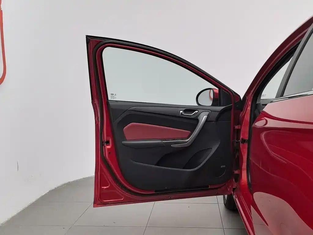 Chery Arrizo 5 2017 1.5L CVT Deluxe Edition — миниатюра 8