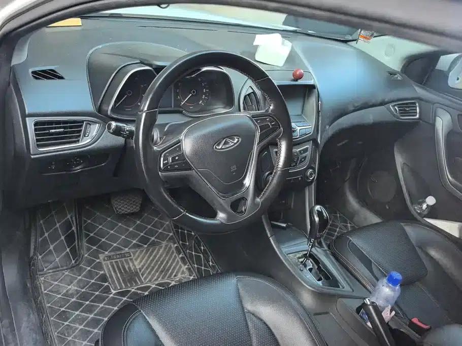 Chery Arrizo 5 2016 1.5L CVT Trendsetter Edition — миниатюра 12