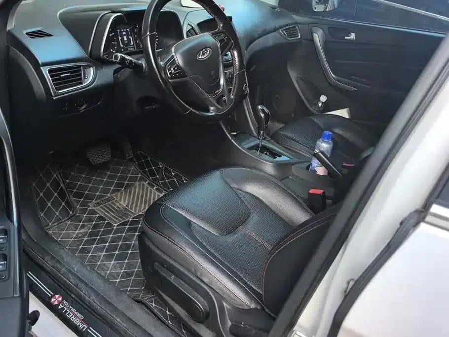 Chery Arrizo 5 2016 1.5L CVT Trendsetter Edition — миниатюра 9