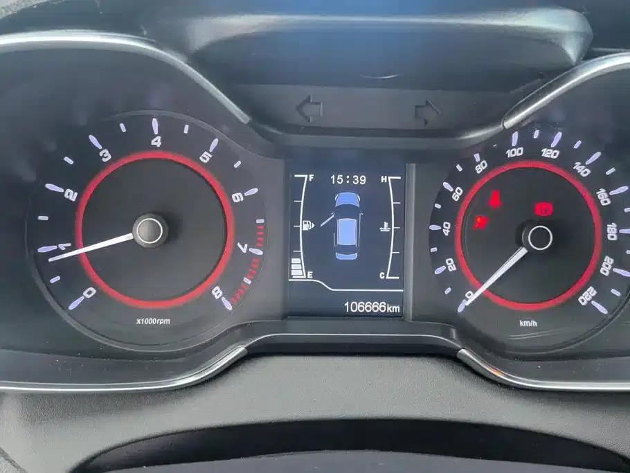 Chery Arrizo 5 2017 1.5L Manual Deluxe Edition — миниатюра 14