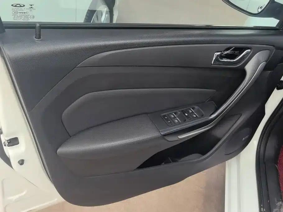 Chery Arrizo 5 2017 1.5L Manual Deluxe Edition — миниатюра 7
