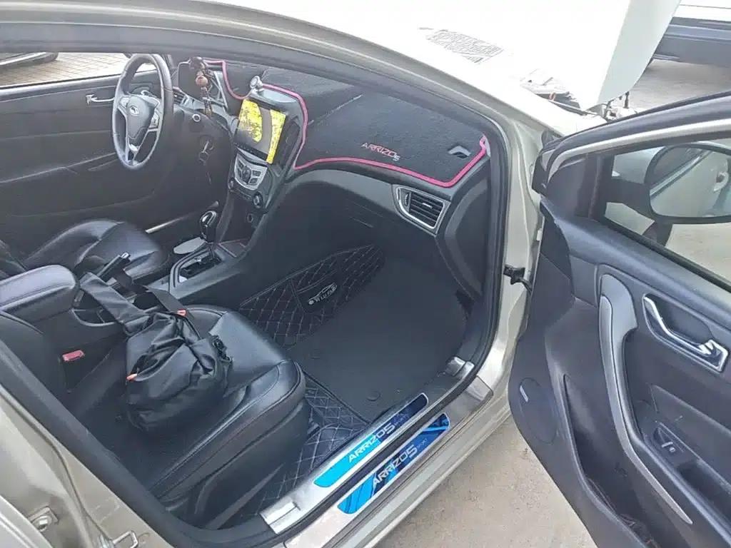 Chery Arrizo 5 2016 1.5L CVT Trendsetter Edition — миниатюра 11
