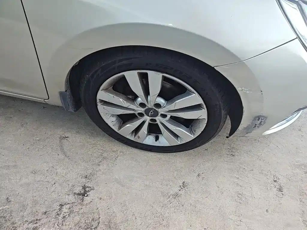 Chery Arrizo 5 2016 1.5L CVT Trendsetter Edition — миниатюра 14