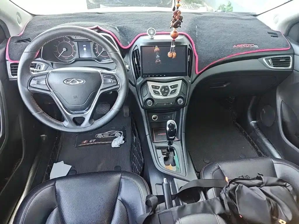 Chery Arrizo 5 2016 1.5L CVT Trendsetter Edition — миниатюра 16