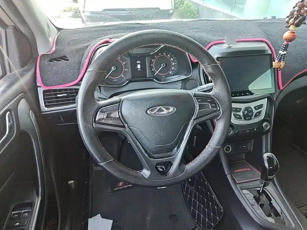 Chery Arrizo 5 2016 1.5L CVT Trendsetter Edition — миниатюра 17