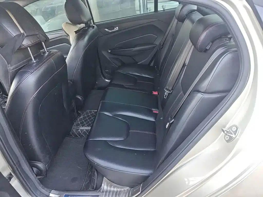 Chery Arrizo 5 2016 1.5L CVT Trendsetter Edition — миниатюра 24