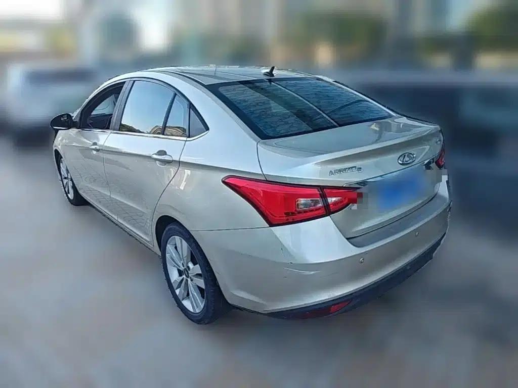 Chery Arrizo 5 2016 1.5L CVT Trendsetter Edition — миниатюра 9