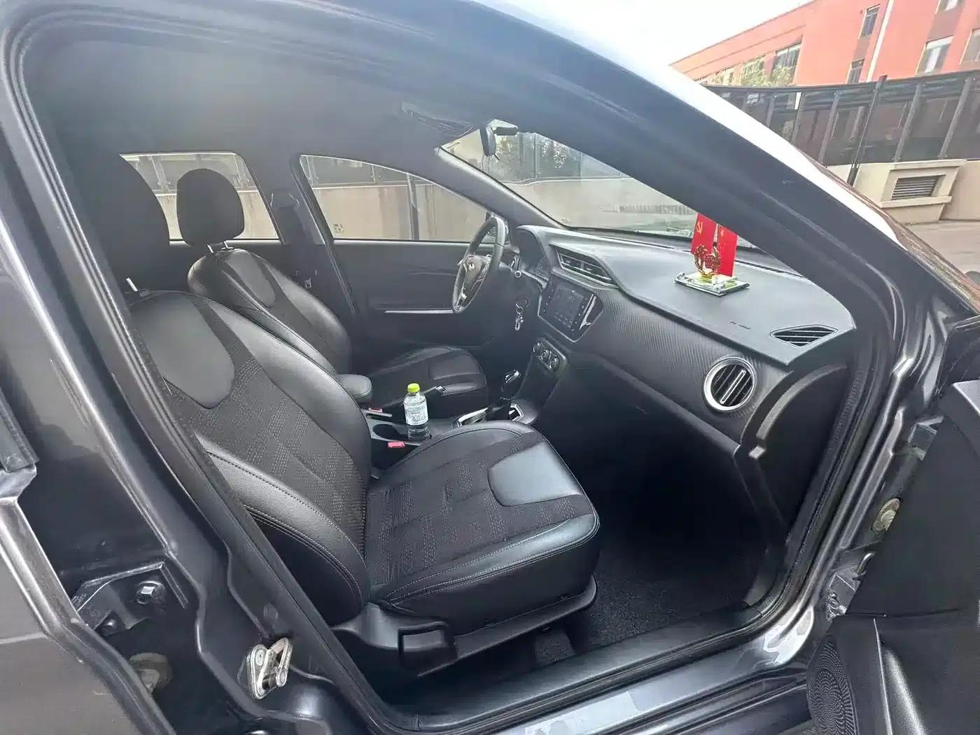 Chery Tiggo 3x 2018 1.5L Automatic Elite Edition — миниатюра 9