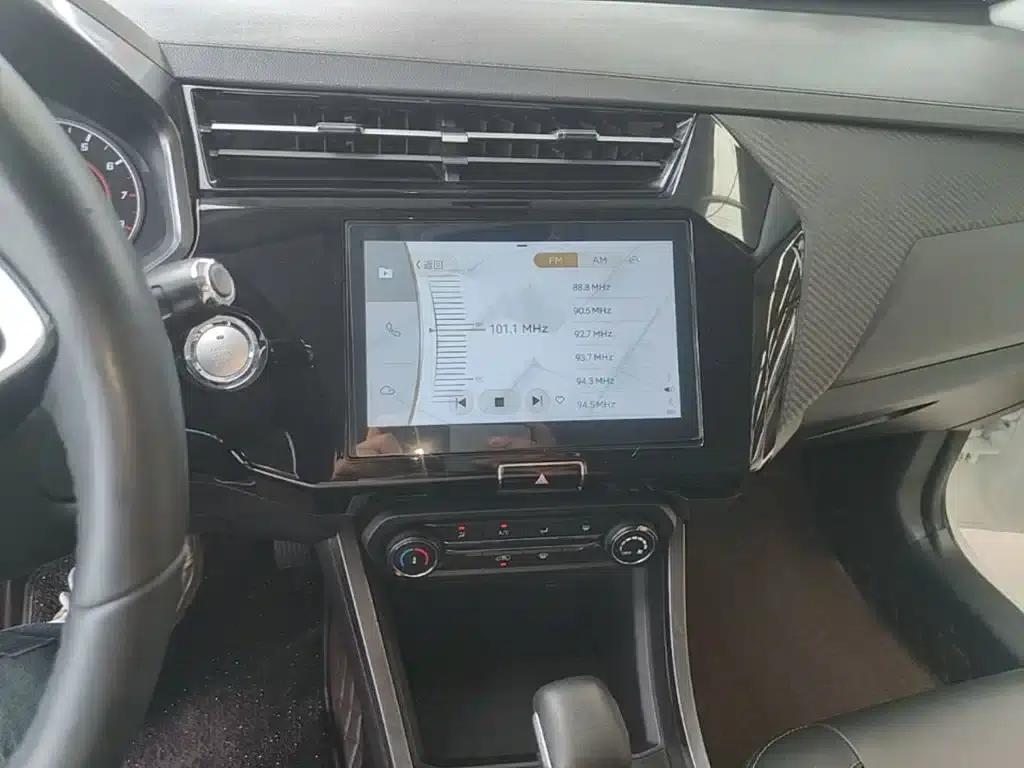 Chery Tiggo 3x 2021 PLUS 1.5L CVT Enjoyable Red Date Edition — миниатюра 13