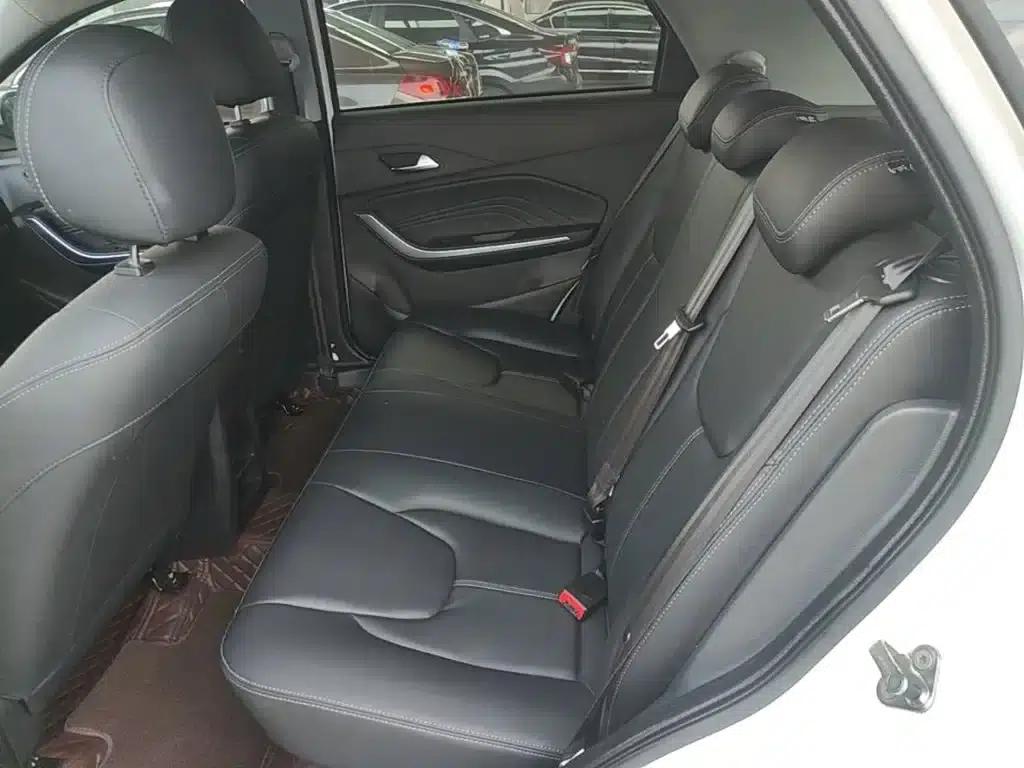 Chery Tiggo 3x 2021 PLUS 1.5L CVT Enjoyable Red Date Edition — миниатюра 17