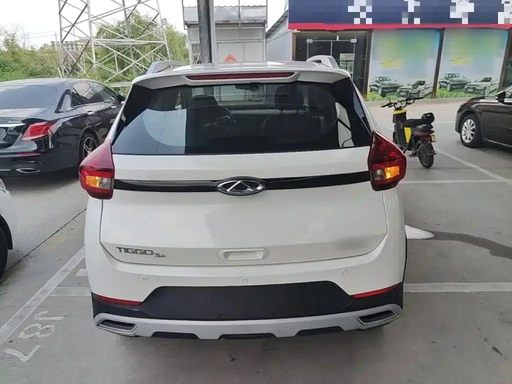 Chery Tiggo 3x 2021 PLUS 1.5L CVT Enjoyable Red Date Edition — миниатюра 6