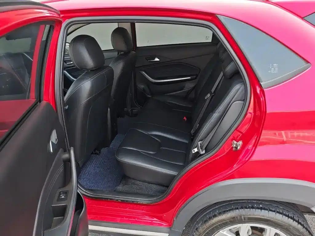 Chery Tiggo 3x 2021 PLUS 1.5L CVT Enjoyable Red Date Edition — миниатюра 17