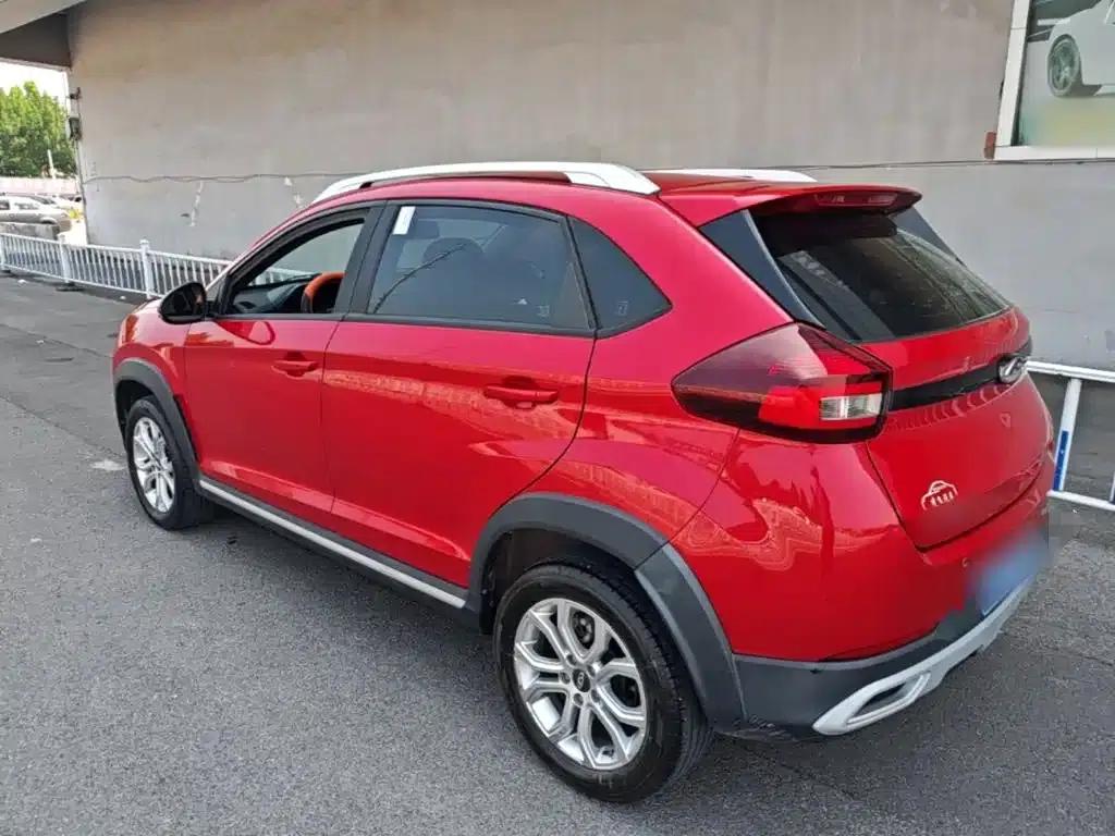 Chery Tiggo 3x 2021 PLUS 1.5L CVT Enjoyable Red Date Edition — миниатюра 5