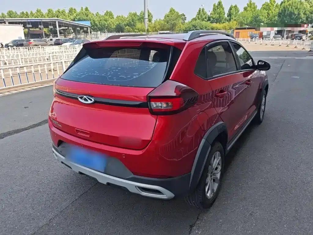 Chery Tiggo 3x 2021 PLUS 1.5L CVT Enjoyable Red Date Edition — миниатюра 7