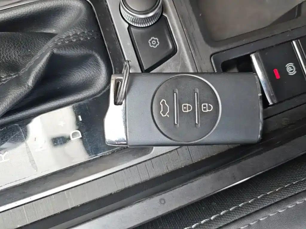 Chery Tiggo 3x 2021 PLUS 1.5L CVT Enjoyable Red Date Edition — миниатюра 9