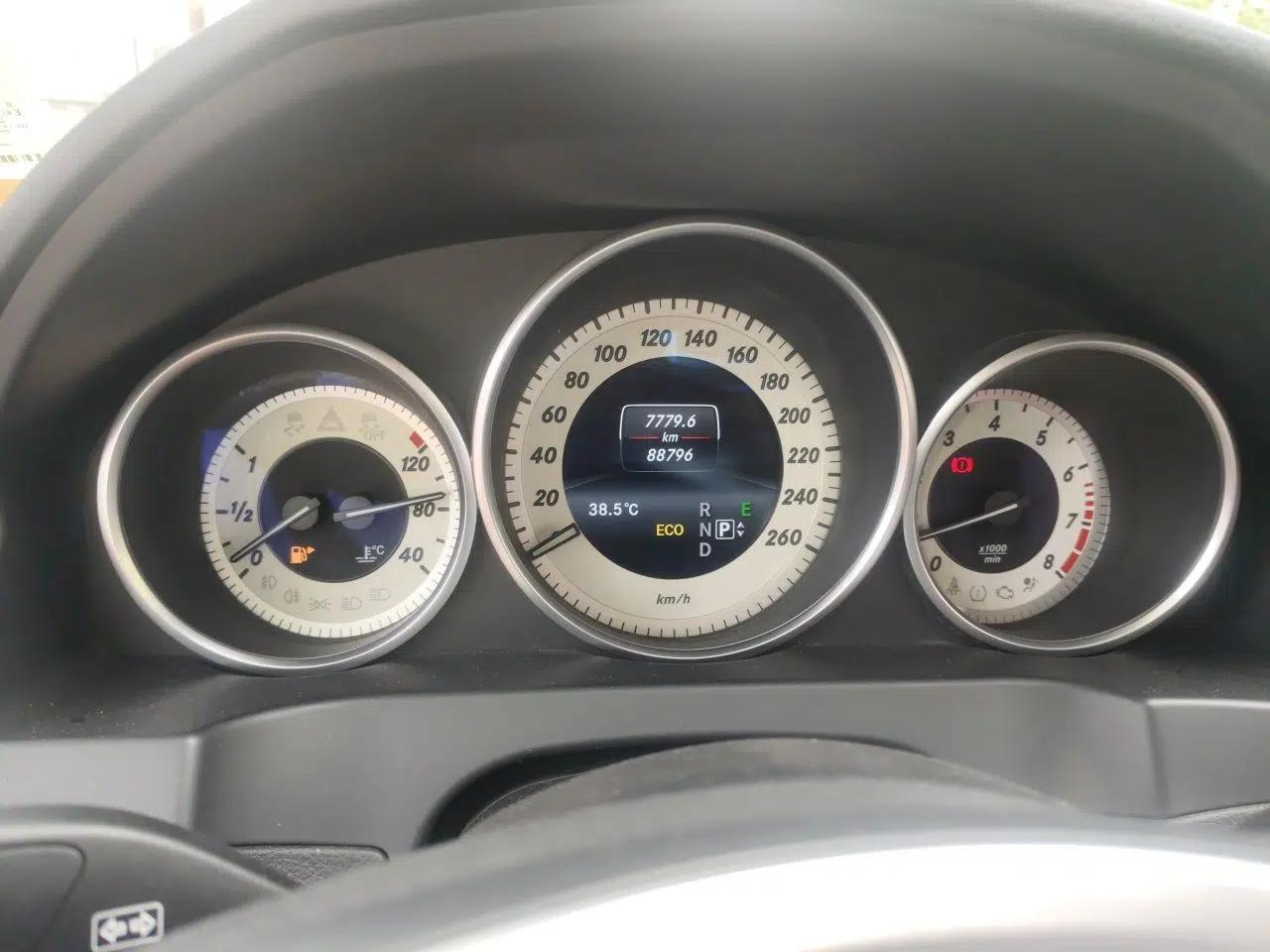 Mercedes-Benz E-Class 2014 E 260 Coupe — миниатюра 12