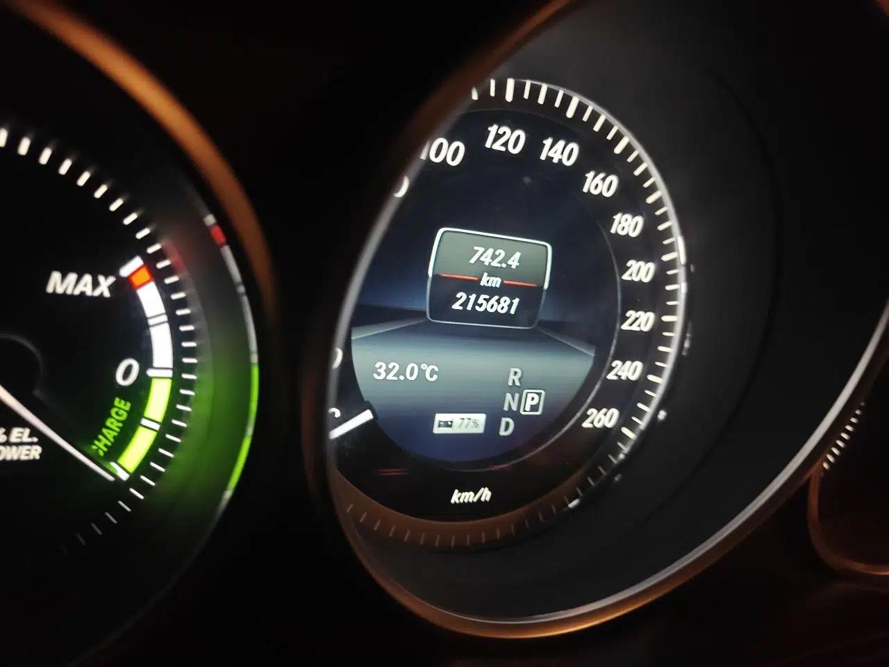 Mercedes-Benz E-Class 2014 E 400 L Hybrid — миниатюра 12