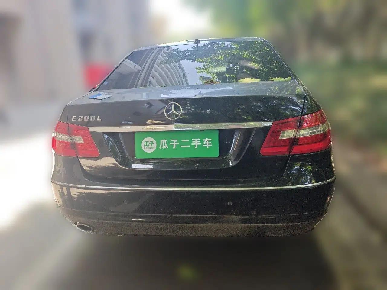 Mercedes-Benz E-Class 2012 E 200 L CGI Elegant Model — миниатюра 5