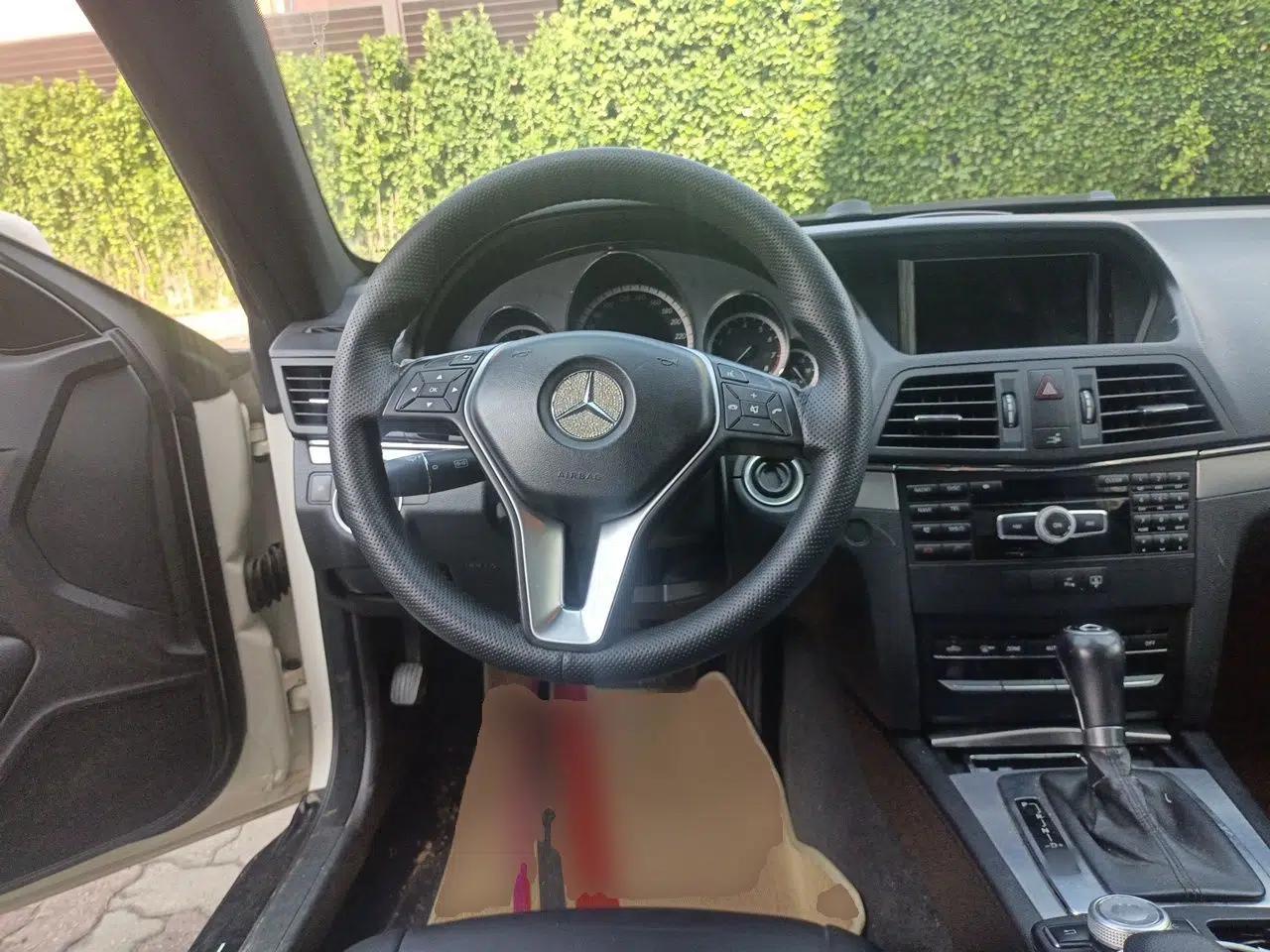 Mercedes-Benz E-Class 2012 E 260 CGI Coupe — миниатюра 10