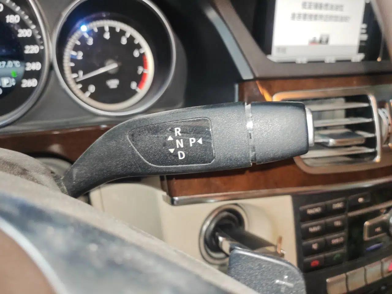 Mercedes-Benz E-Class 2014 E 260 L — миниатюра 14