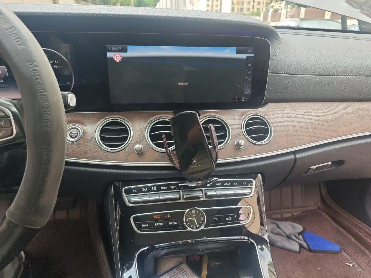 Mercedes-Benz E-Class 2017 E 320 L 4MATIC — миниатюра 13