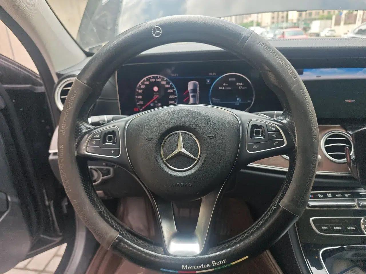 Mercedes-Benz E-Class 2017 E 320 L 4MATIC — миниатюра 10