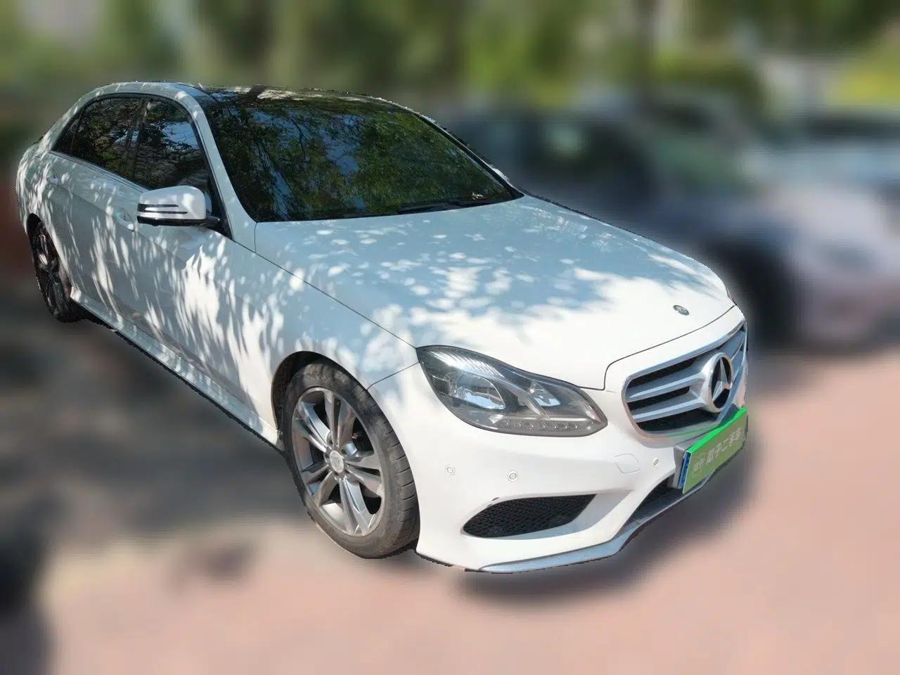 Mercedes-Benz E-Class 2015 E 260 L Sport & Fashion Model — миниатюра 3