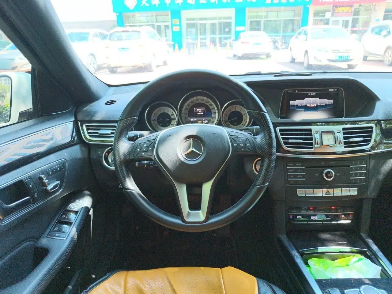 Mercedes-Benz E-Class 2015 E 260 L Sport & Fashion Model — миниатюра 10