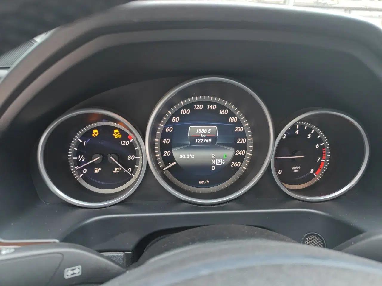 Mercedes-Benz E-Class 2015 E 320 L 4MATIC — миниатюра 11