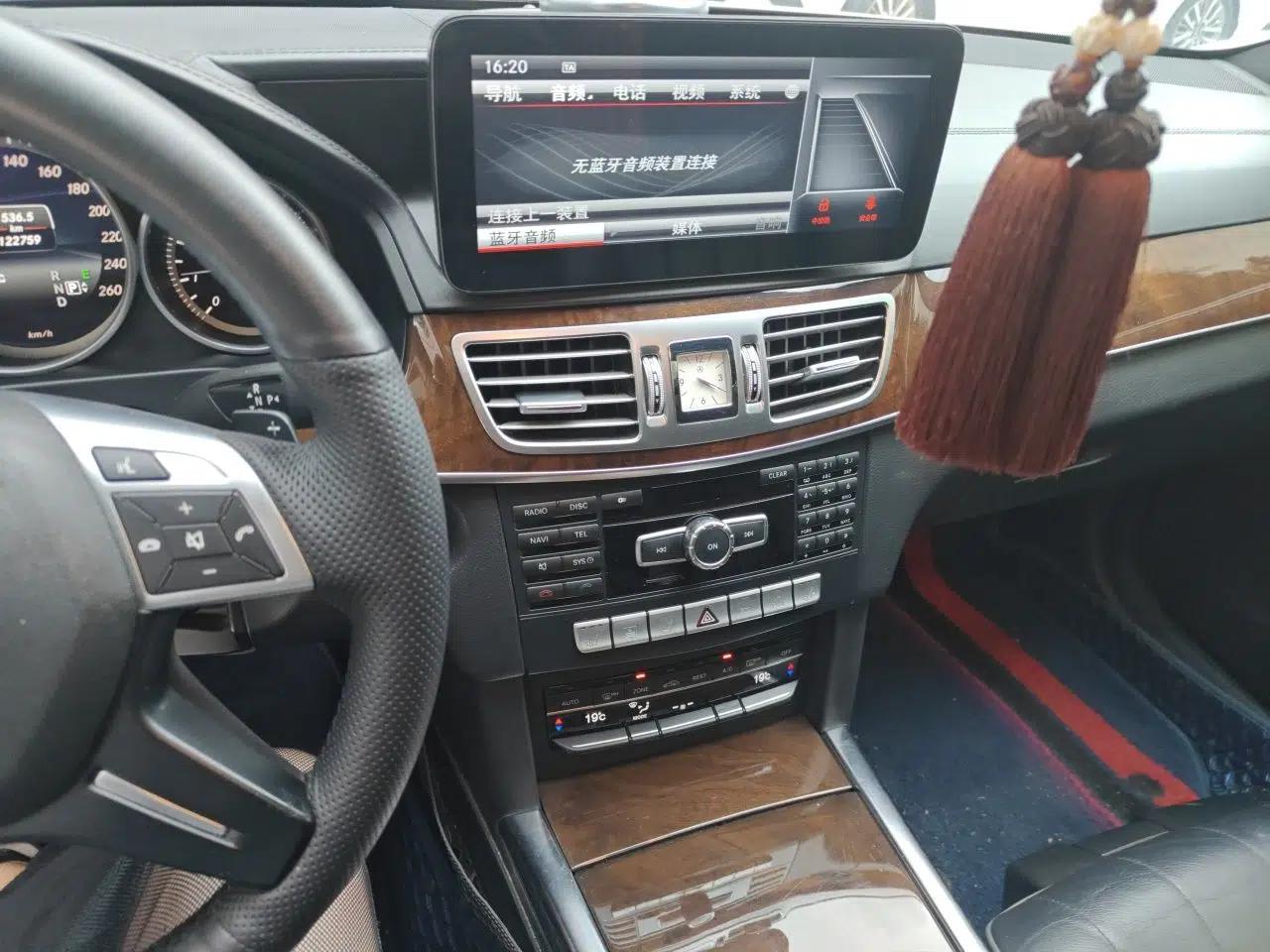 Mercedes-Benz E-Class 2015 E 320 L 4MATIC — миниатюра 13