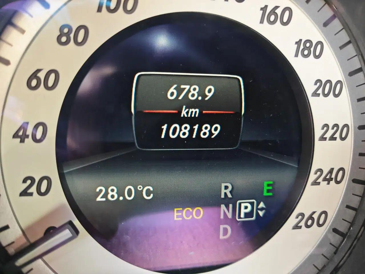 Mercedes-Benz E-Class 2015 E 260 L Sport Edition — миниатюра 12