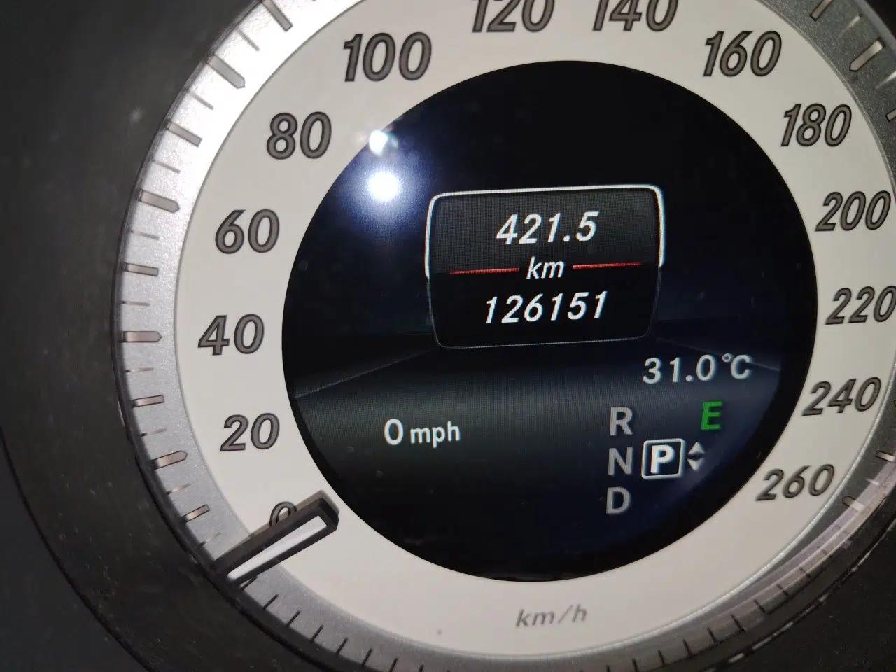 Mercedes-Benz E-Class 2015 E 260 L Sport Edition — миниатюра 12