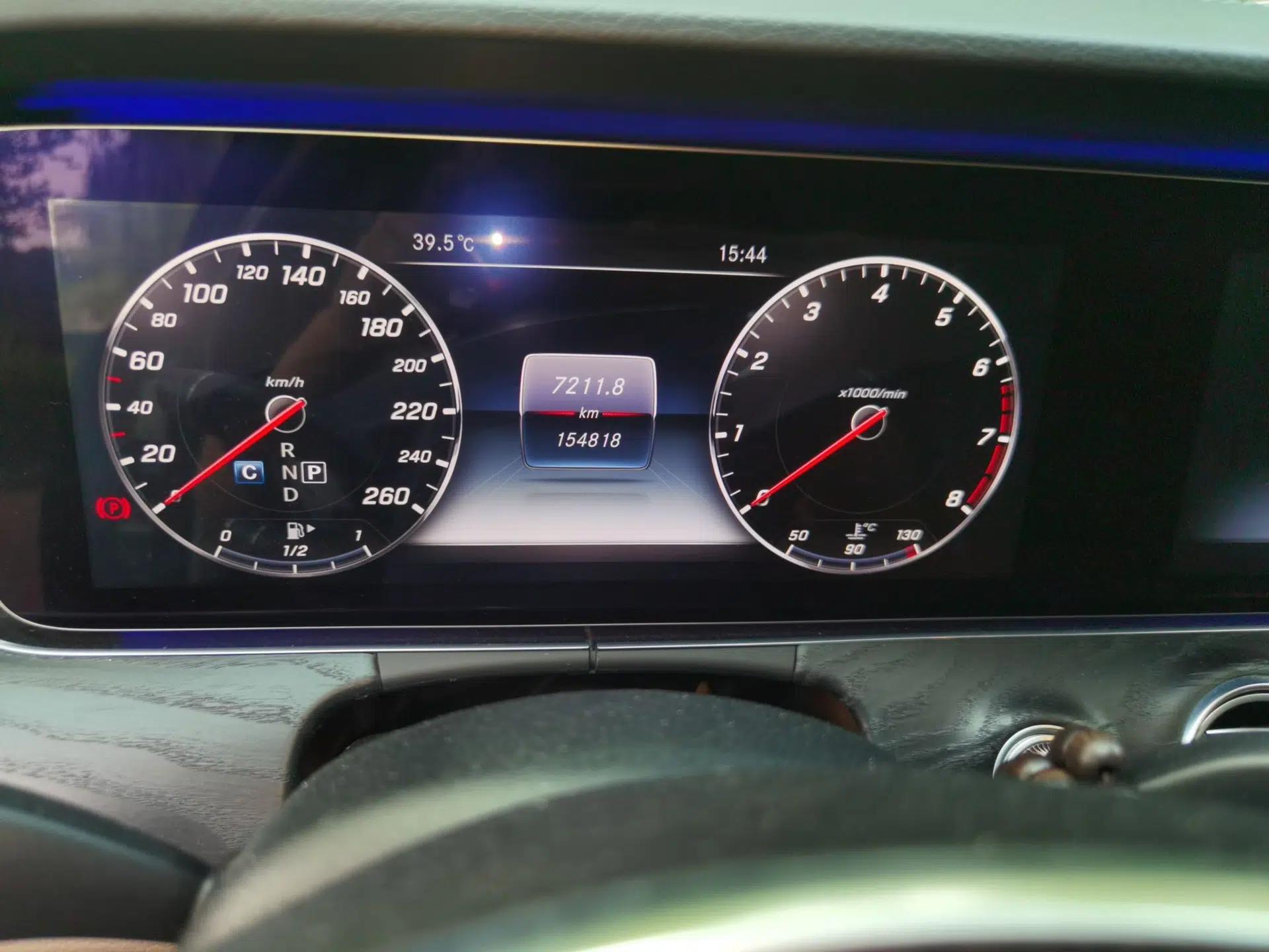 Mercedes-Benz E-Class 2016 E 200 L Sport Edition — миниатюра 12