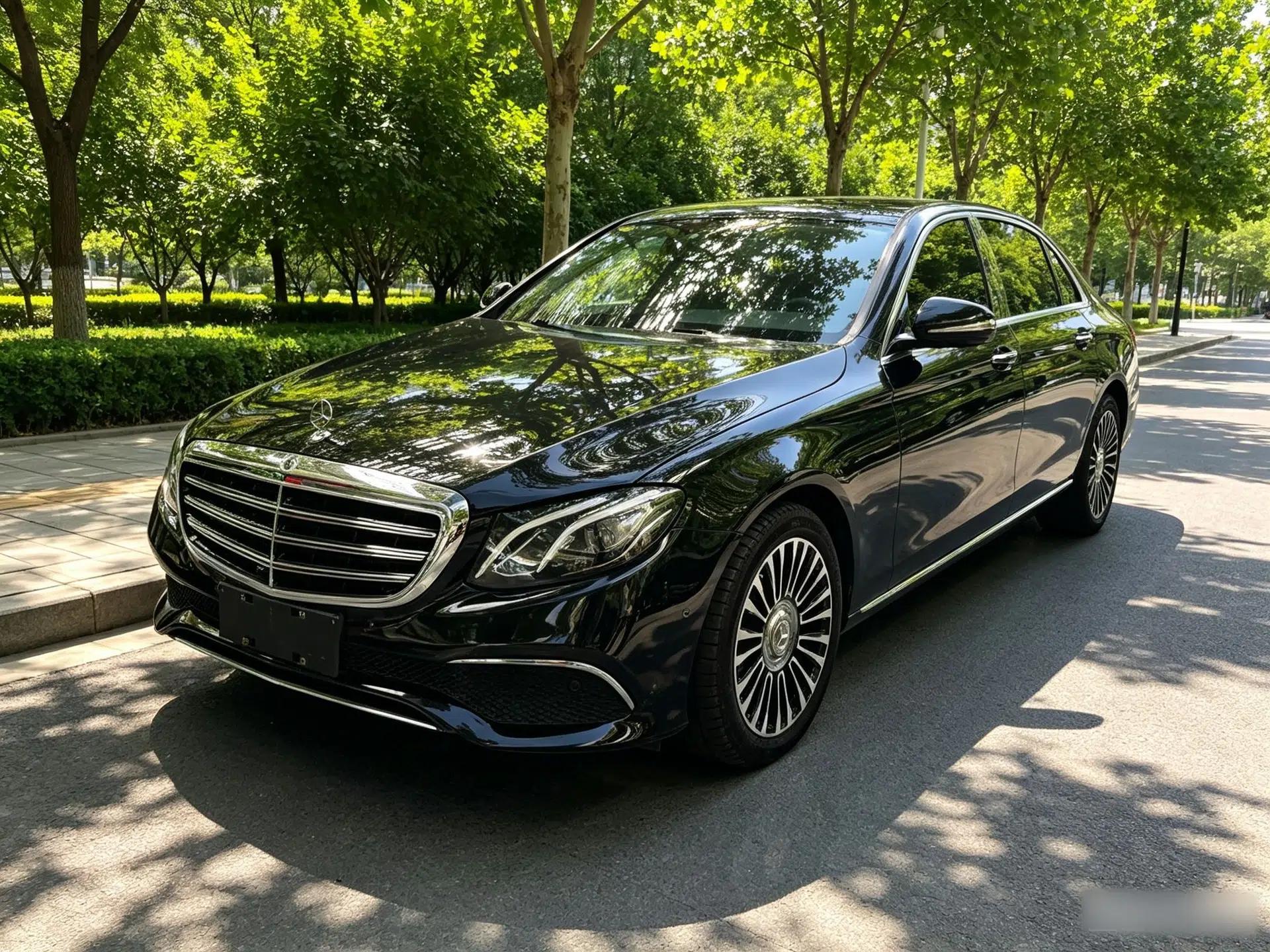 Mercedes-Benz E-Class 2019 E 300 L Stylish Model — миниатюра 1