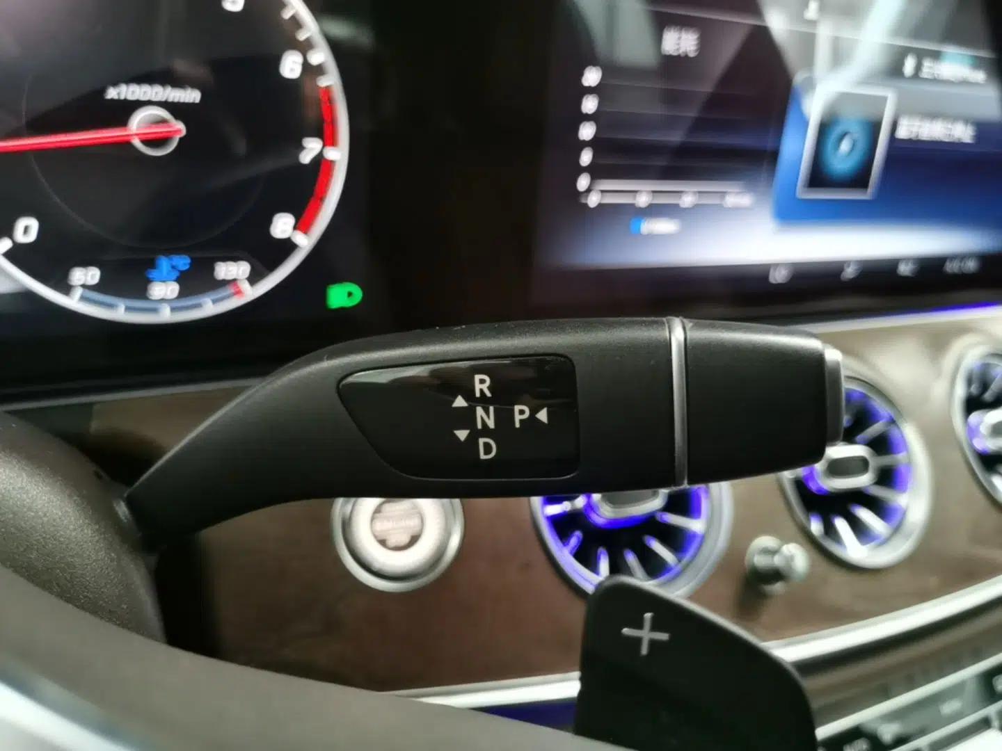 Mercedes-Benz E-Class 2019 E 300 L Stylish Model — миниатюра 16