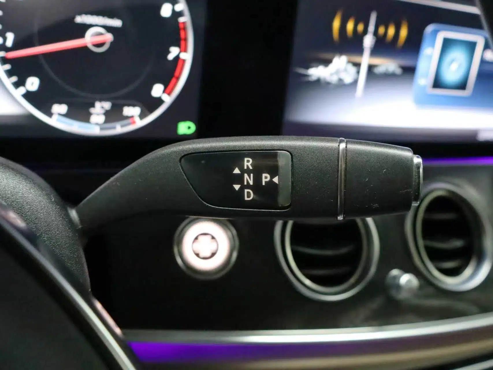 Mercedes-Benz E-Class 2016 E 200 L Sport Edition — миниатюра 12