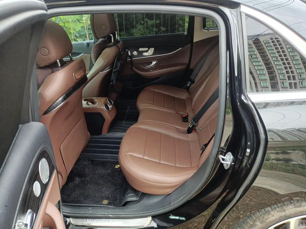 Mercedes-Benz E-Class 2019 E 300 L Sport Luxury Edition — миниатюра 17