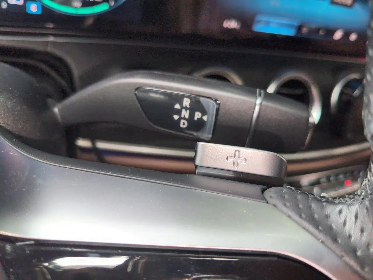 Mercedes-Benz E-Class New Energy 2022 Second Facelift E 350 e L Plug-in Hybrid Sports Sedan — миниатюра 14