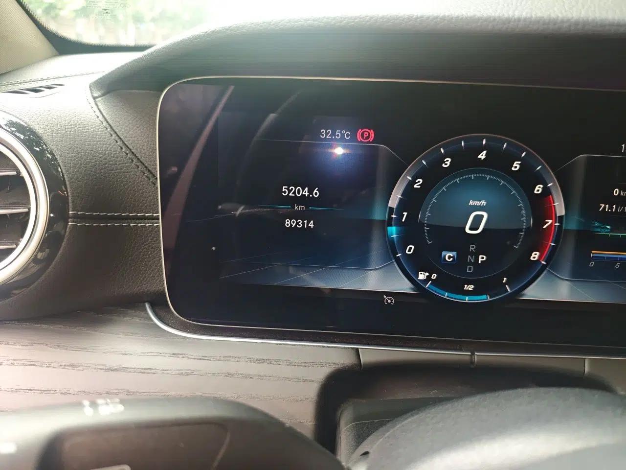 Mercedes-Benz E-Class 2020 E 300 L Sport Luxury Edition — миниатюра 12