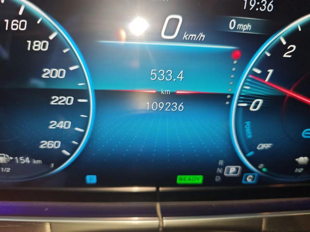 Mercedes-Benz E-Class New Energy 2021 E 350 e L Plug-in Hybrid Sports Sedan — миниатюра 12