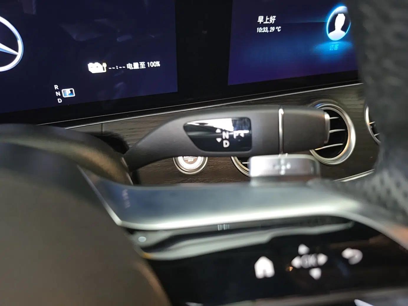 Mercedes-Benz E-Class New Energy 2023 E 350 e L Plug-in Hybrid Sports Sedan — миниатюра 16